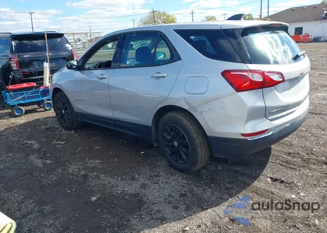 2018 Chevrolet Equinox Ls z USA, uszkodzony, nr VIN 2GNAXREV2J6152855